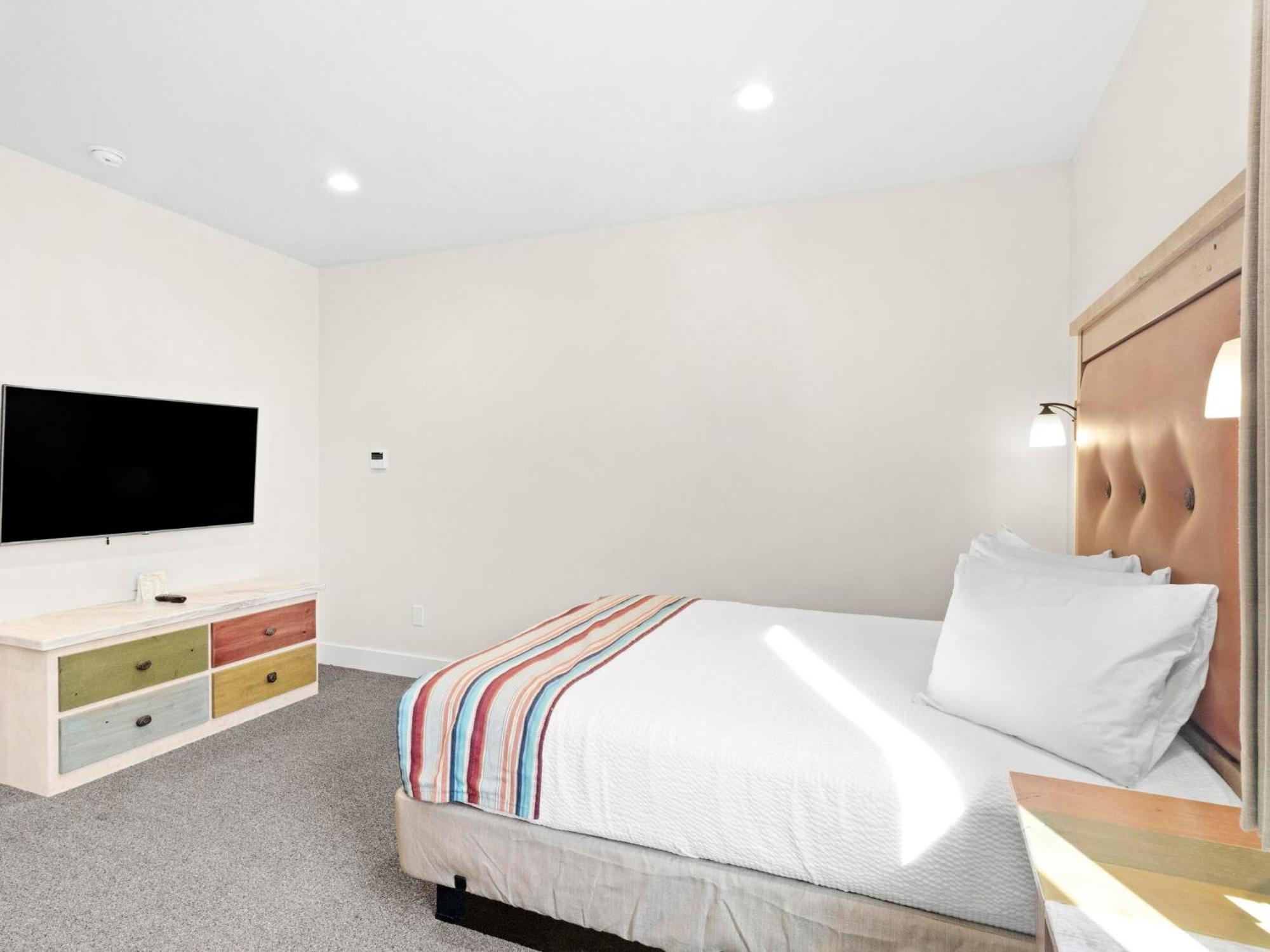 Bluff Dwellings Resort Екстериор снимка