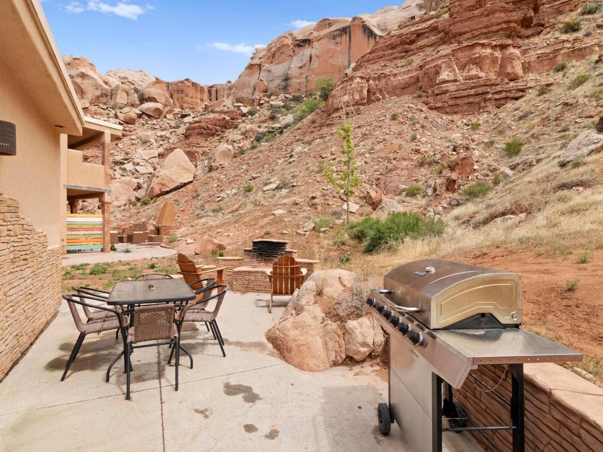 Bluff Dwellings Resort Екстериор снимка